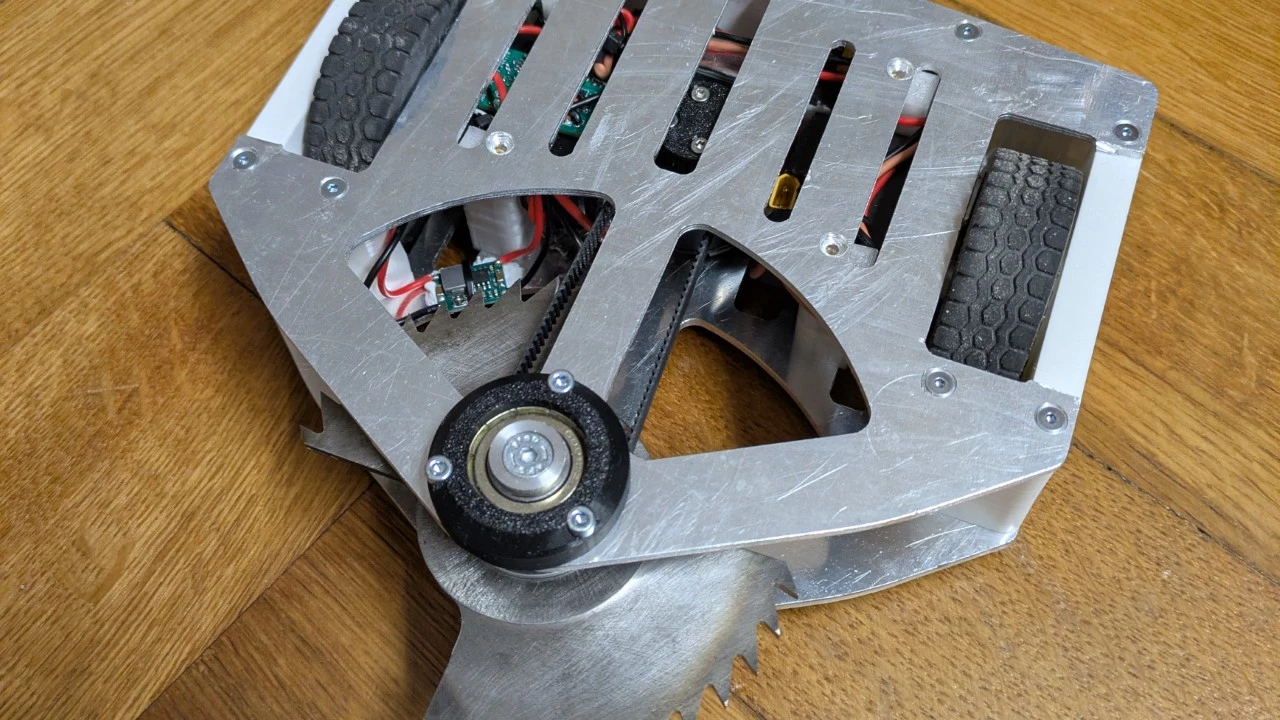 A picture of the battlebot.